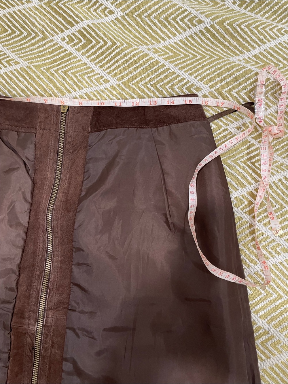 Issac Mizrahi Brown Suede A-Line Skirt with Front Zip - Picture 4 of 7